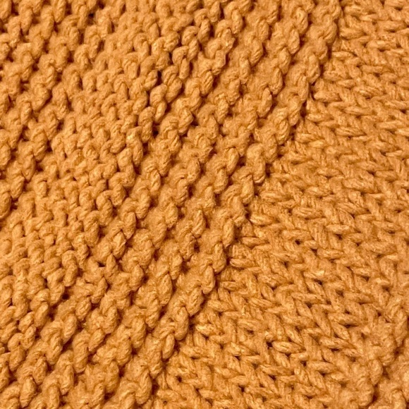 Chunky Knit Textured Bergamot Cowl - Picture 3 of 3